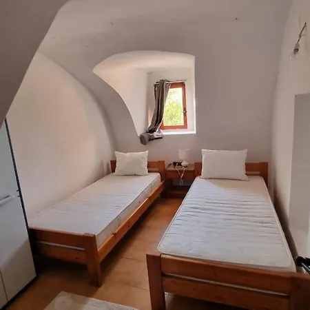 Apartmán Beautiful In Mylopotamos, Good Price!